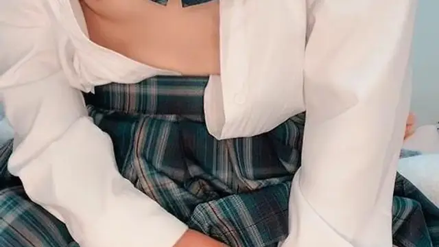 5分鐘JK騎乘位玩假JB!