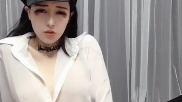 黑絲主播激情自慰3!