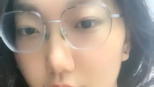 [直播] 越來越瘋狂了 【小野貓】 G奶學妹 健身房裡偷偷露出 回到家裡 樓梯間正裸露 7